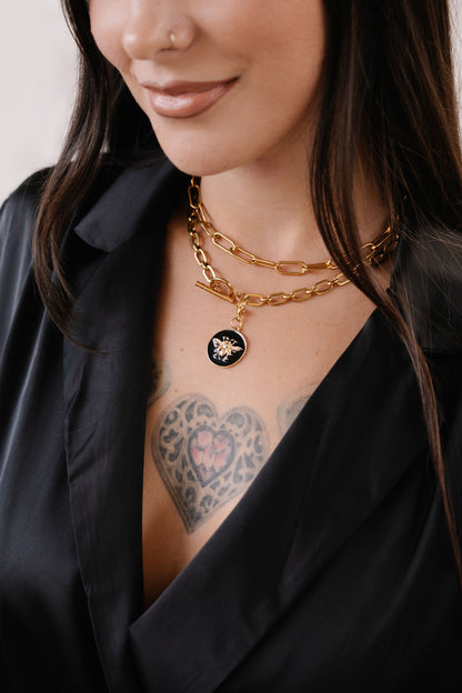 Medium chunky chain and toggle with round black enamel bee charm