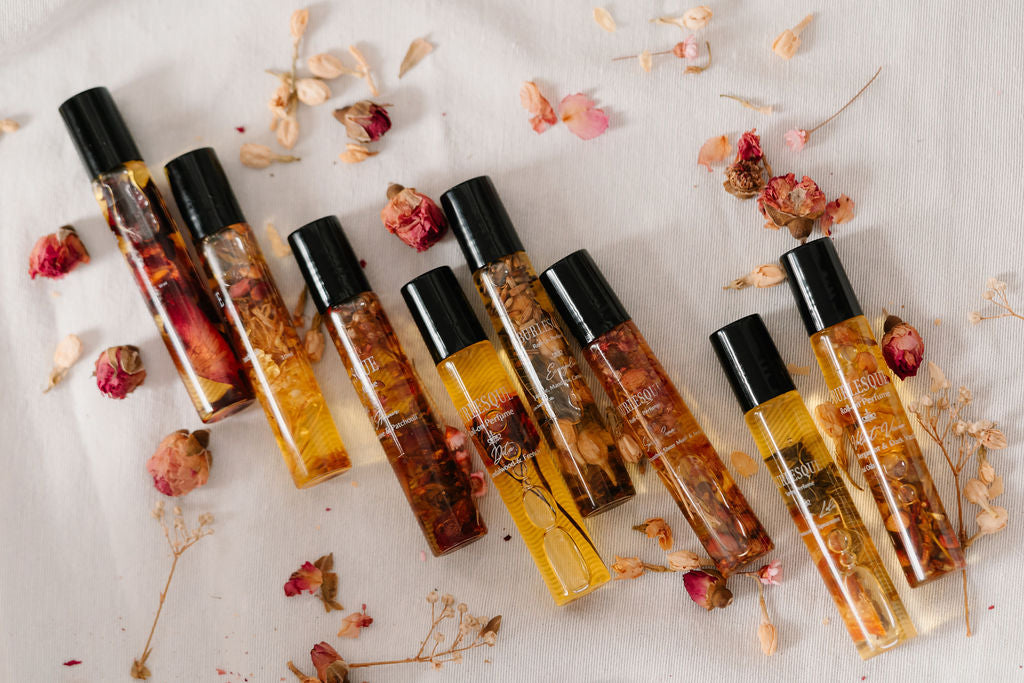 Dita Roll On Perfume - Sandalwood & French Vanilla