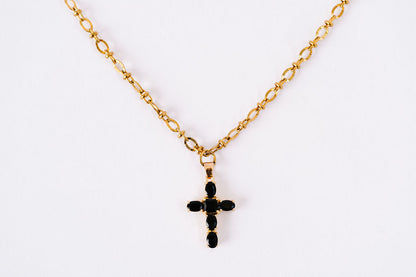 Fine detailed chain with black jewelled cross