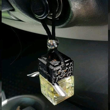 Dita Car Diffuser - Ambered Sandalwood & French Vanilla