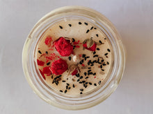 Load image into Gallery viewer, Ivy May Candle - Pomegranate &amp; Cassis
